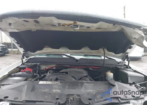 2010 GMC Sierra Slt z USA, uszkodzony, nr VIN 3GTRKWE33AG148664